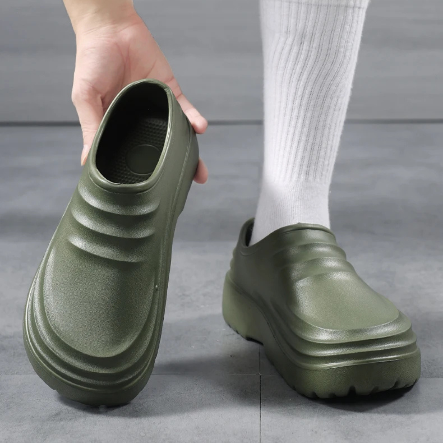 OrthoClog™ | The UK’s Leading Pain Relief Clogs for Long Workdays